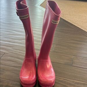 Hunter Vibrant Pink Sparkly Tall Boots - size 6